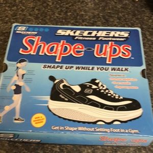 Size 10. New inbox. Sketchers shape ups